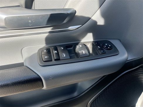 Used 2022 RAM 1500 Big Horn image 18