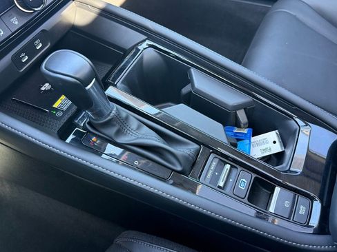 Used 2024 Honda Accord Touring image 16