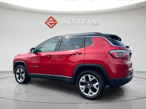 Used 2018 Jeep Compass Limited AWD/4WD image 4
