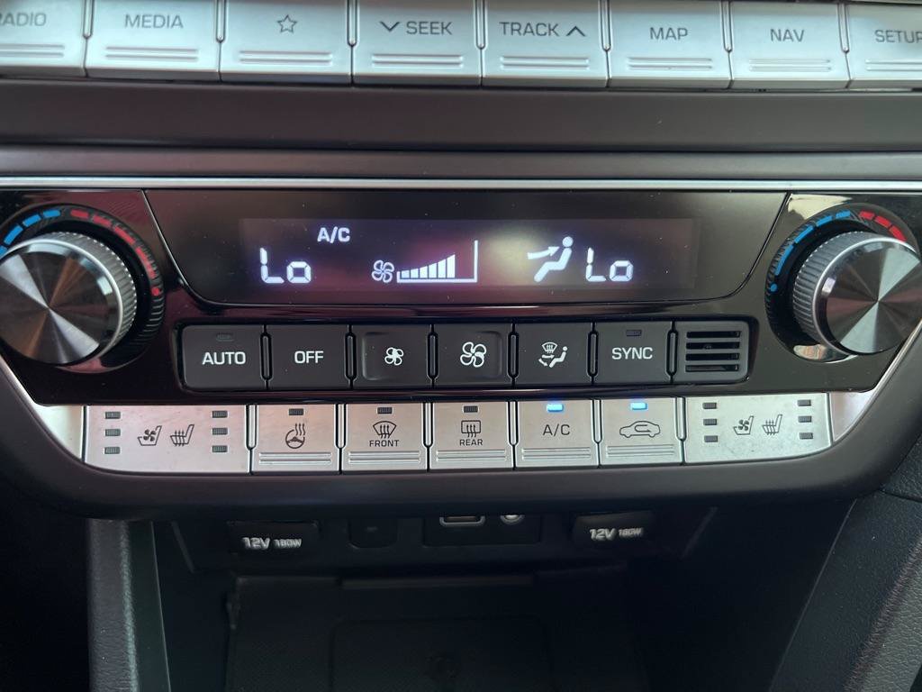 Used 2019 Hyundai Sonata Limited w/ Ultimate Package 04 FWD image 27