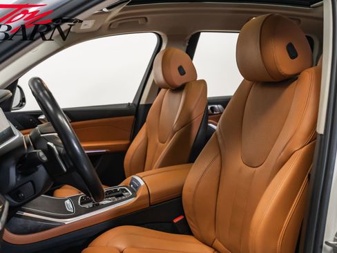 Used 2022 BMW X7 xDrive40i w/ Premium Package image 23