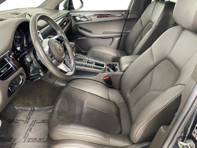 Used 2021 Porsche Macan AWD/4WD image 2