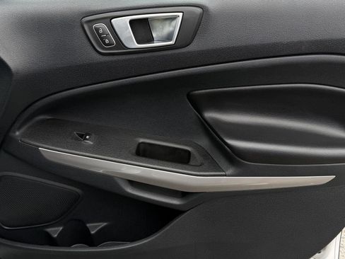 Used 2021 Ford EcoSport Titanium FWD image 23