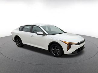 Used 2025 Kia K4 FWD video 2