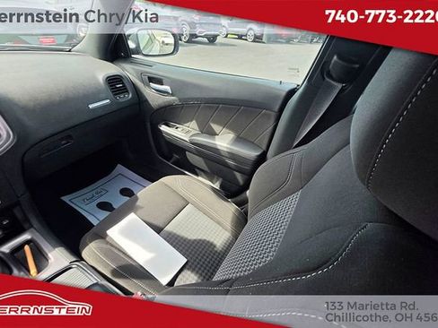 Used 2023 Dodge Charger SXT w/ Blacktop Package AWD/4WD image 11