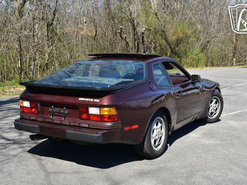 Used 1987 Porsche 944 S image 17