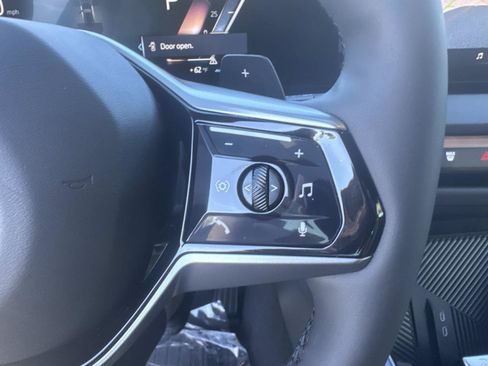 Used 2026 BMW X3 xDrive30 w/ Premium Package image 28