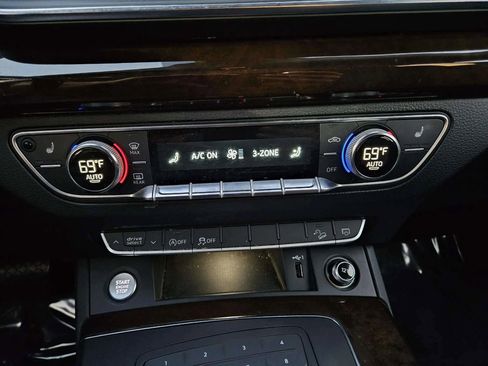 Used 2019 Audi Q5 2.0T Premium image 33