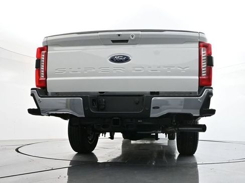 New 2026 Ford F350 Lariat RWD image 31