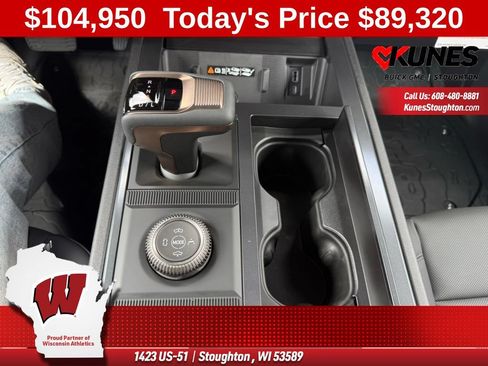 New 2025 GMC Hummer EV 2X w/ LPO, Dark Essentials Package AWD/4WD image 42