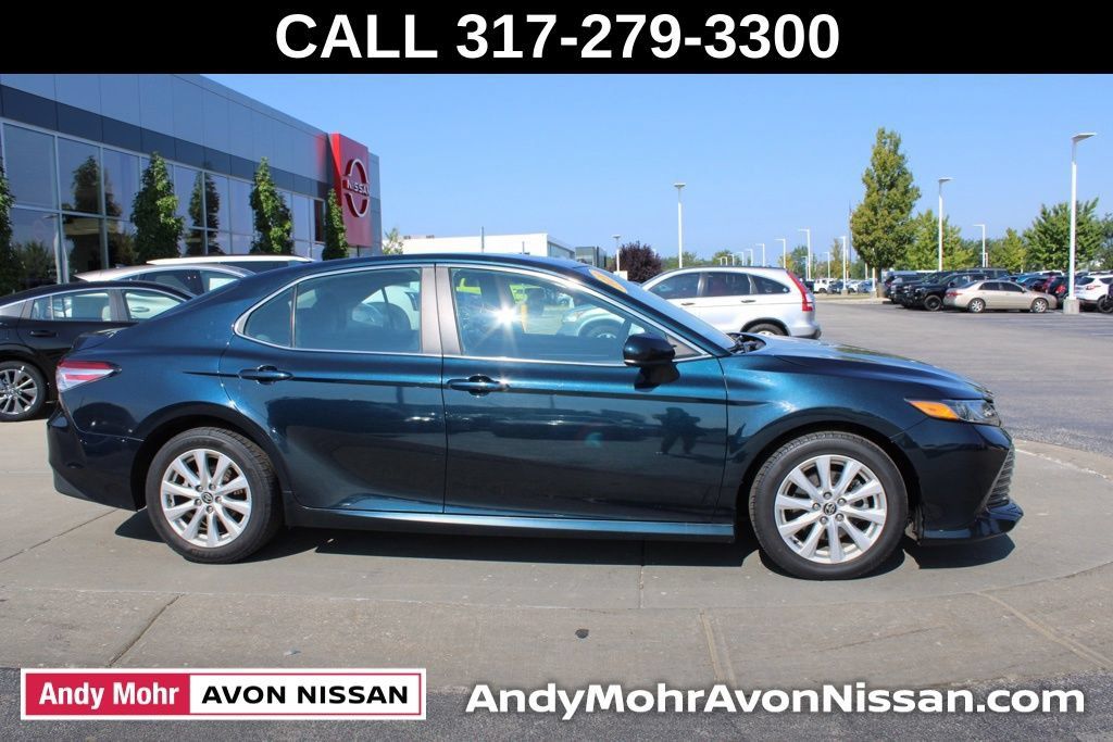 Used 2020 Toyota Camry LE FWD image 6