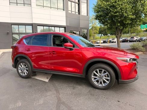 Used 2023 MAZDA CX-5 AWD 2.5 S image 2