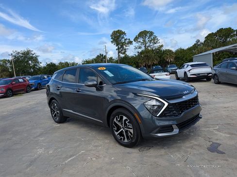 Certified 2023 Kia Sportage EX FWD image 2