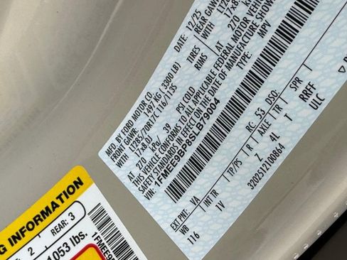 New 2025 Ford Bronco Badlands image 17