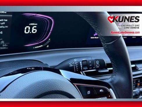 Used 2025 Kia Seltos S FWD image 41