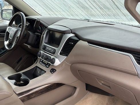 Used 2015 GMC Yukon XL SLT w/ Open Road Package image 48