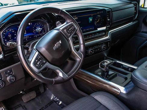 Used 2022 Chevrolet Silverado 1500 RST w/ LPO, Dark Essentials Package image 15