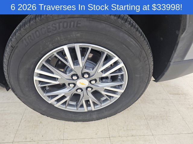 Used 2026 Chevrolet Traverse LT w/ Driver Confidence Package FWD image 26