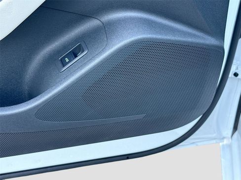 Certified 2025 Audi A6 e-tron Premium Plus w/ Premium Plus image 19