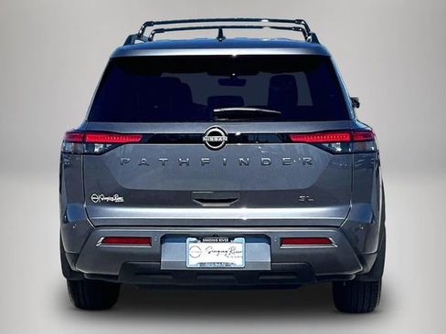 New 2026 Nissan Pathfinder SL image 3