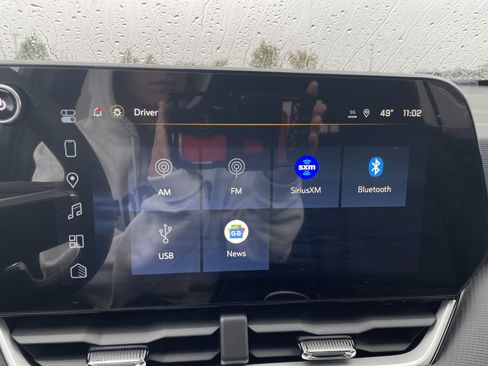 Certified 2026 Chevrolet Equinox LT w/ Convenience Package II image 12