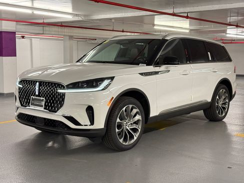 New 2026 Lincoln Aviator Reserve AWD/4WD image 1