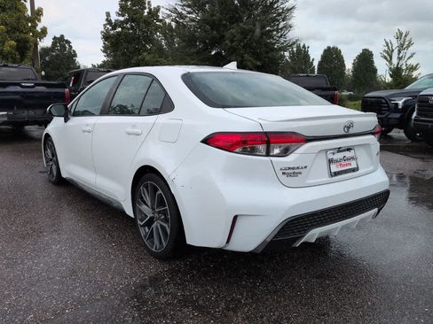 Used 2021 Toyota Corolla SE FWD image 4
