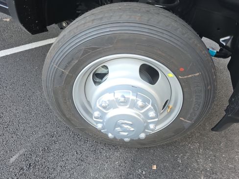 New 2026 RAM 5500 Tradesman image 28