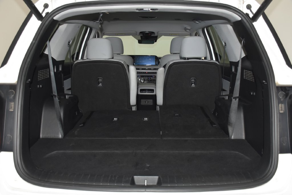 Used 2025 Hyundai Palisade SEL FWD image 35