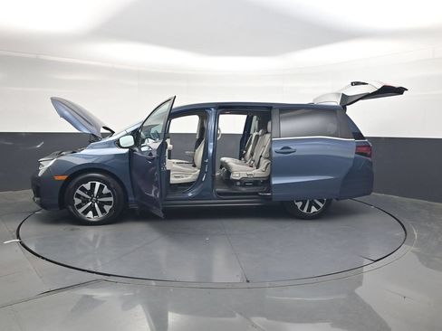 Used 2025 Honda Odyssey EX-L image 49