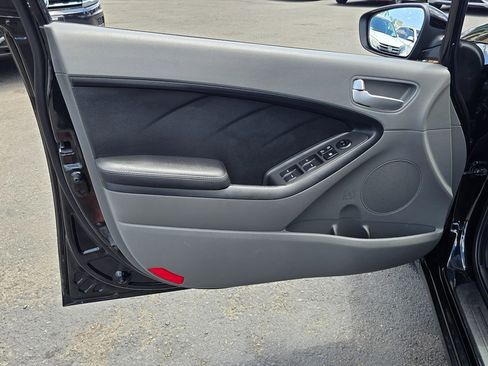 Used 2017 Kia Forte LX FWD image 20