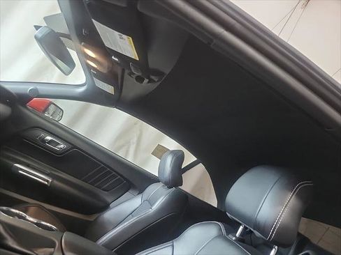 Used 2016 Ford Mustang Premium RWD image 21