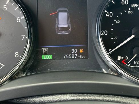 Used 2019 Nissan Rogue S FWD image 4