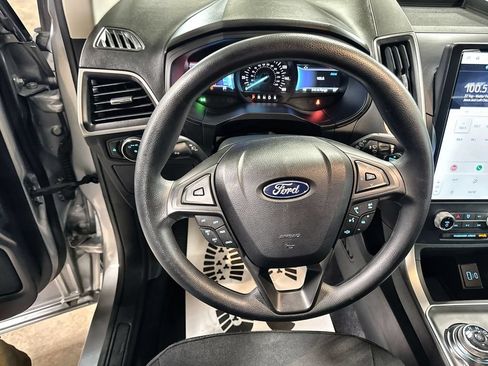 Certified 2024 Ford Edge SE w/ Black Appearance Package AWD/4WD image 17