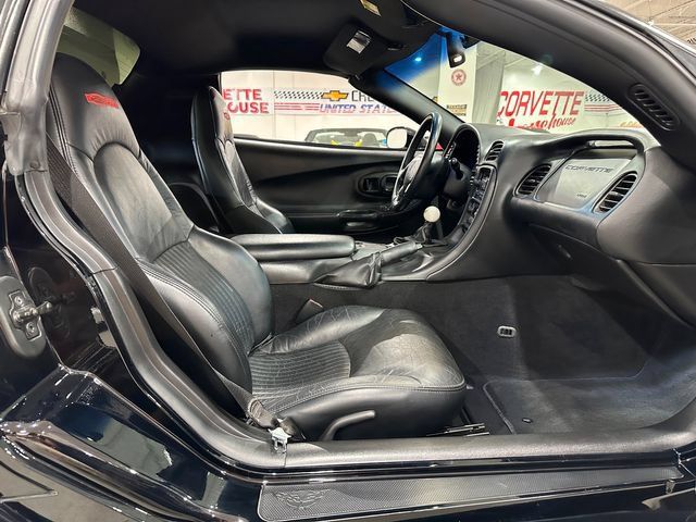 Used 2003 Chevrolet Corvette Z06 w/ Memory Package, 3 Drivers RWD image 9