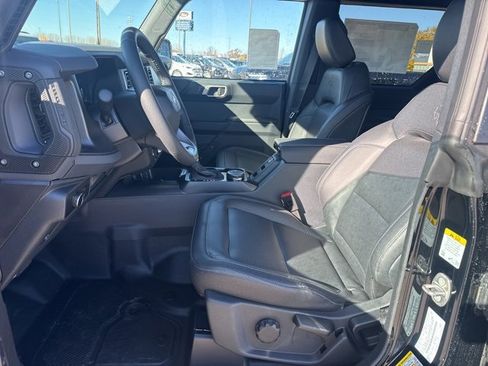New 2025 Ford Bronco Big Bend image 9