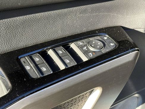 Certified 2025 Nissan Pathfinder Platinum w/ Cargo Package image 19