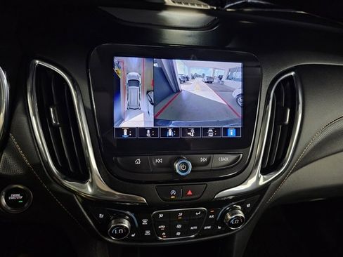 Used 2022 Chevrolet Equinox Premier image 30