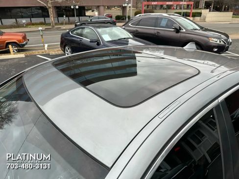 Used 2013 BMW 535i xDrive 535i xDrive Sedan 4D image 12