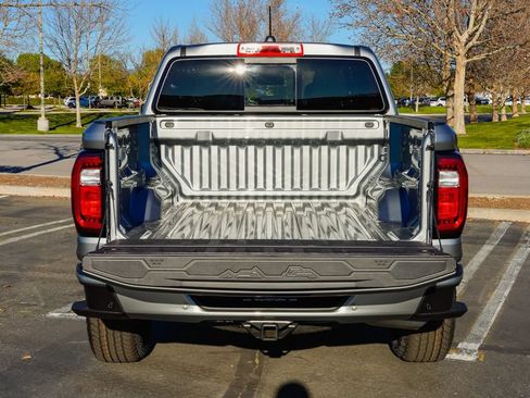 New 2026 GMC Canyon AT4 AWD/4WD image 9
