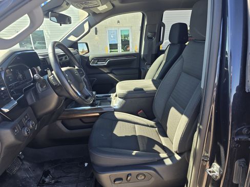 Used 2023 Chevrolet Silverado 1500 RST w/ Protection Package image 12