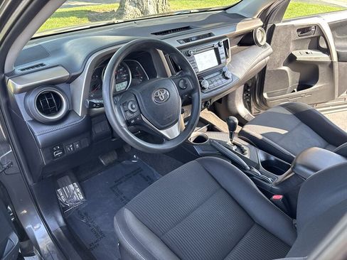 Used 2013 Toyota RAV4 XLE FWD image 23