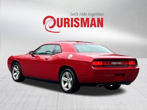 Used 2013 Dodge Challenger SXT Plus image 3