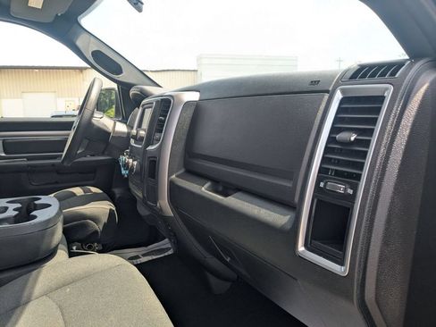 Used 2024 RAM 1500 Warlock RWD image 33