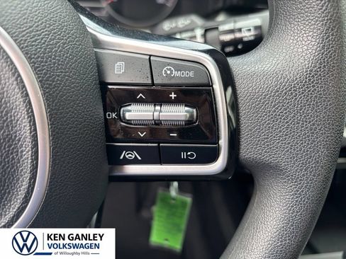 Used 2022 Kia Sorento LX AWD/4WD image 22