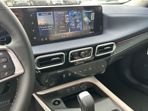 New 2026 Nissan Sentra SL w/ Floor Mat Package FWD image 22