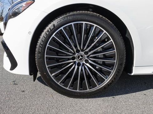 New 2026 Mercedes-Benz E 450 4MATIC Sedan image 5