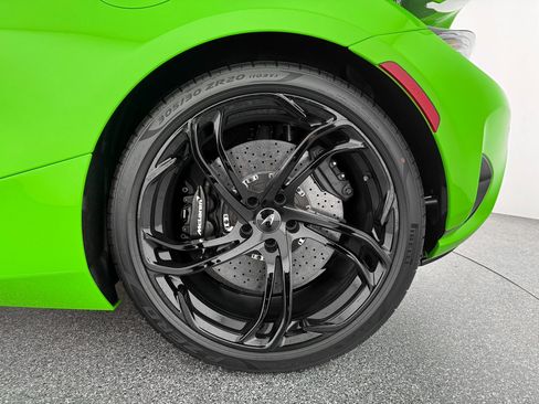 New 2026 McLaren 750S image 33