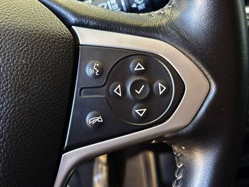 Used 2022 Chevrolet Colorado LT image 19