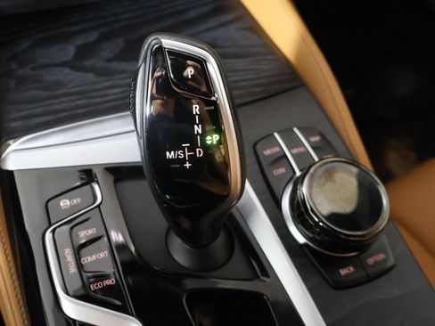 Used 2023 BMW M550i xDrive w/ Executive Package AWD/4WD image 53